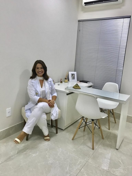 Dra Marina Rezende está em novo endereço.