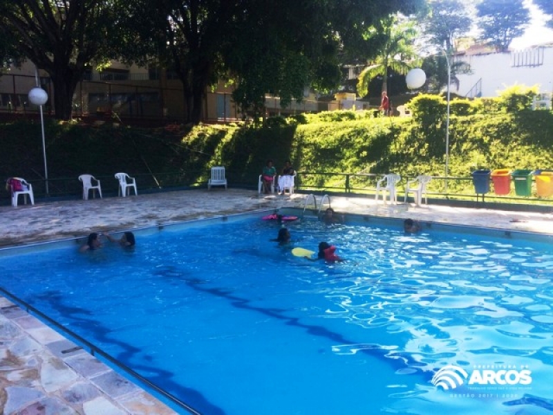 Aumenta em 40% o fluxo de pessoas que frequentam as piscinas do Complexo Poliesportivo neste verão