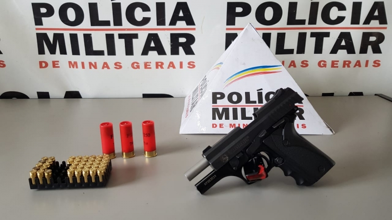 Militares apreendem arma de fogo e munições  em operação blitz de trânsito