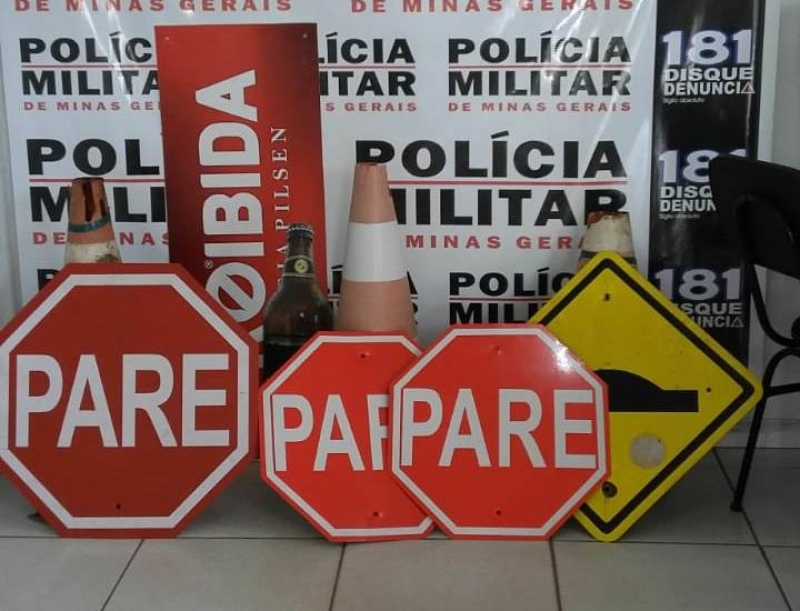 Polícia Militar prende um homem e uma mulher por furto de placas de trânsito em Bambuí