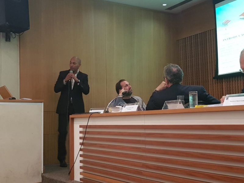 Arcoense Walter Marinho participa de evento sobre cidades inteligentes no Rio de Janeiro