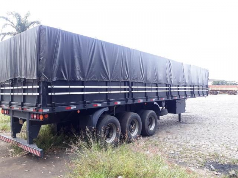 Carreta roubada no Espírito Santo é recuperada pela PM em Arcos