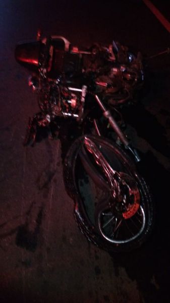 Acidente entre moto e bitrem deixa vítima fatal após condução em alta velocidade pela contramão na BR- 354