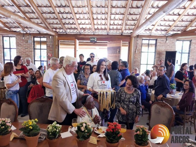 ESPECIAL - Muitas emoções e muitas histórias marcaram o encontro de arcoenses  Ausentes e Amigos de Arcos edição 2019.