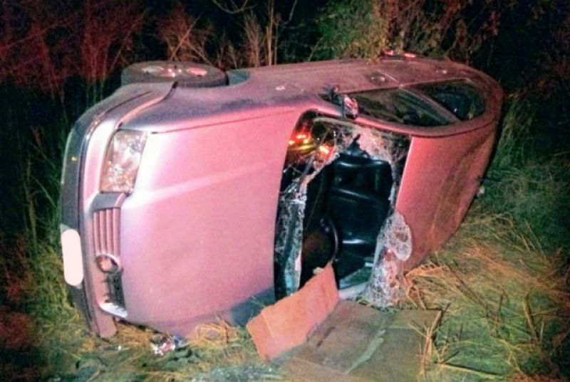 Após acidente, três pessoas são socorridas com ferimentos na BR-354 