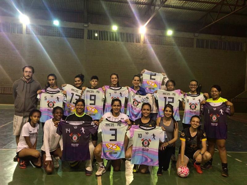 Realidades e depoimentos sobre o Futsal Feminino com o Time de Arcos