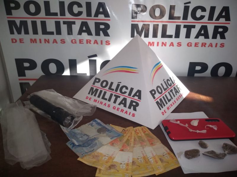 Polícia militar prende dois homens pelo crime de tráfico de drogas em Bambuí