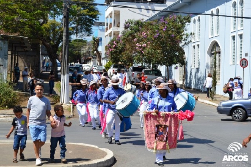 Congados arcoenses abrem as atividades da 7ª Jornada do Patrimônio Cultural de Minas Gerais