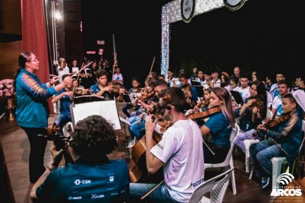 Casa de Cultura comemora aniversários de fundação do Coral Municipal e da Banda Som e Arte