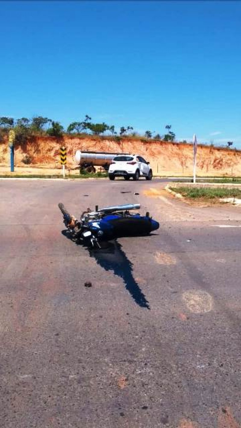 Arcoense se envolve em acidente com moto em Bambuí