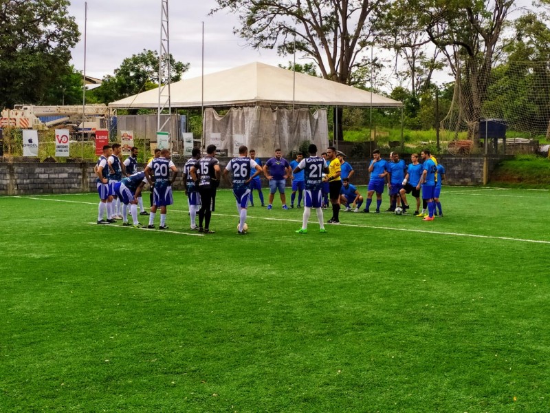 Duas partidas abriram hoje o Campeonato Regional de Futebol Society realizado na Arena Túlio