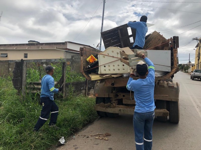 Prefeitura realiza 2º mutirão de limpeza contra a dengue