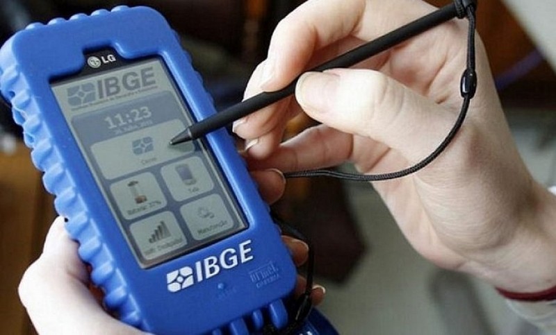 IBGE abre vagas de trabalho para atuar em Arcos e região
