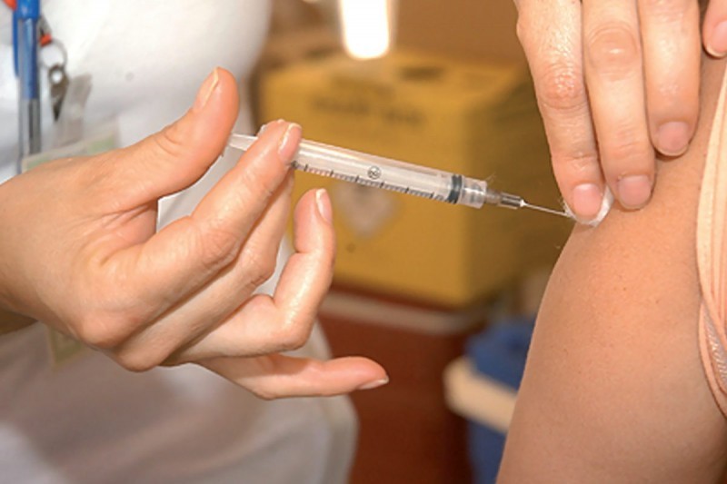 IDOSOS RECEBERÃO VACINA DE PROTEÇÃO À INFLUENZA NESTE DOMINGO E DURANTE A SEMANA