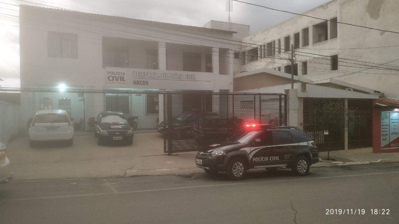Polícia Civil cumpri três mandados de prisão pela prática do crime de homicídio em Arcos