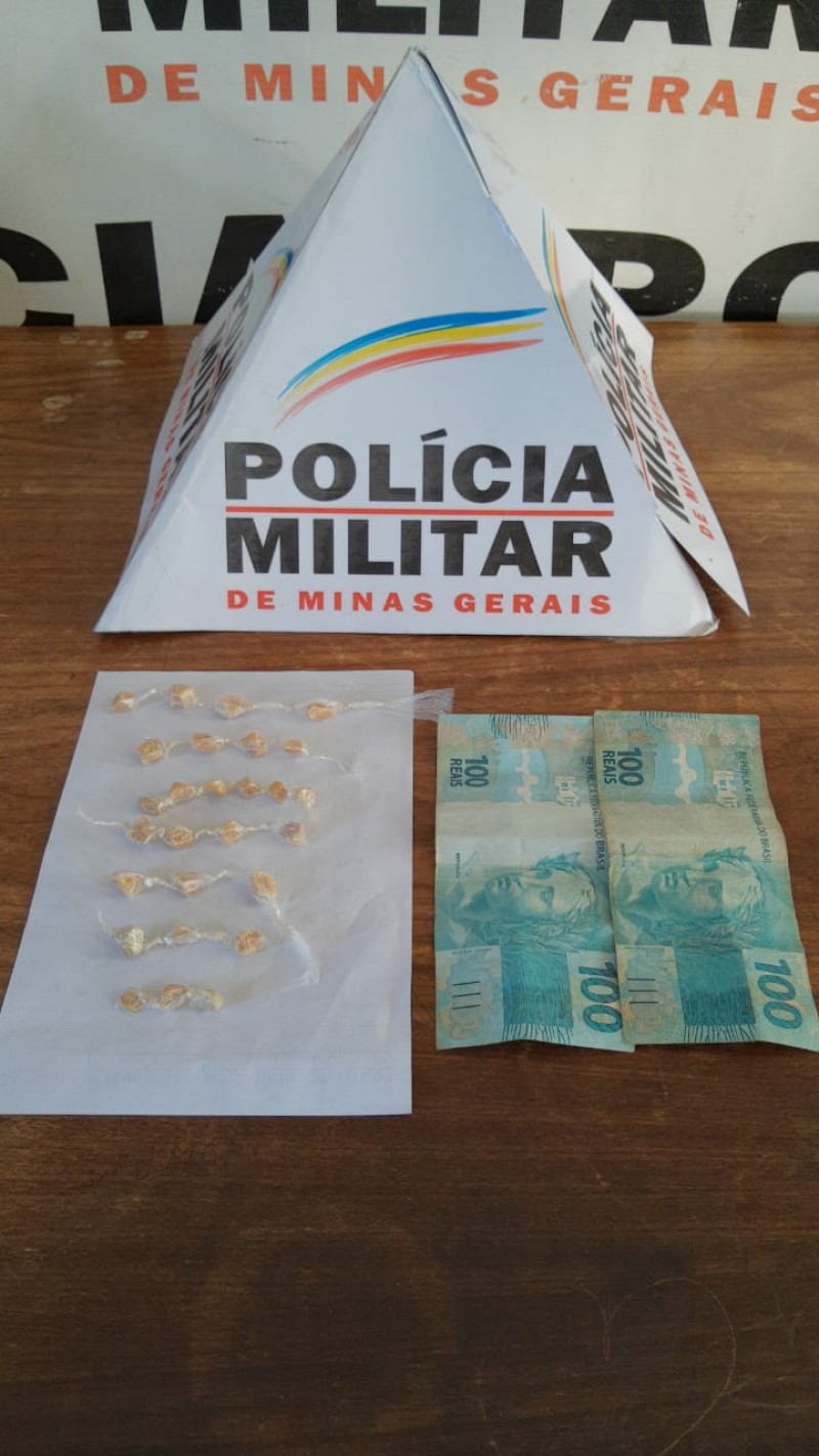 Homem é preso por tráfico e confessa participação em outros dois crimes
