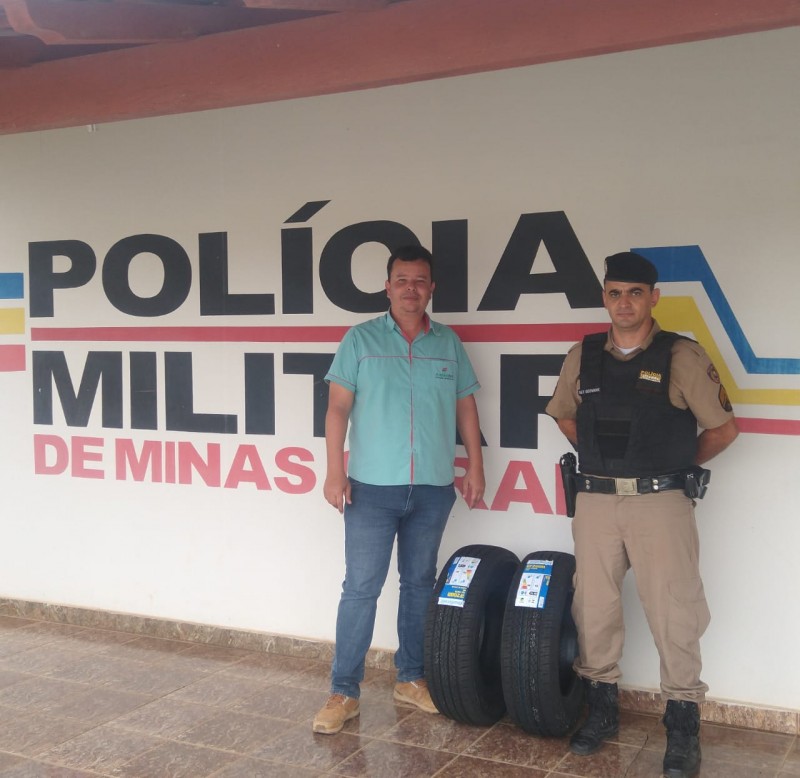 Empresa faz doação de pneus para Polícia Militar