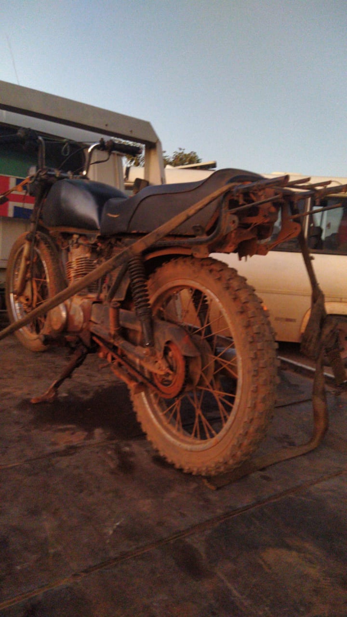 Motocicletas são apreendidas sem placas e com chassis adulterados