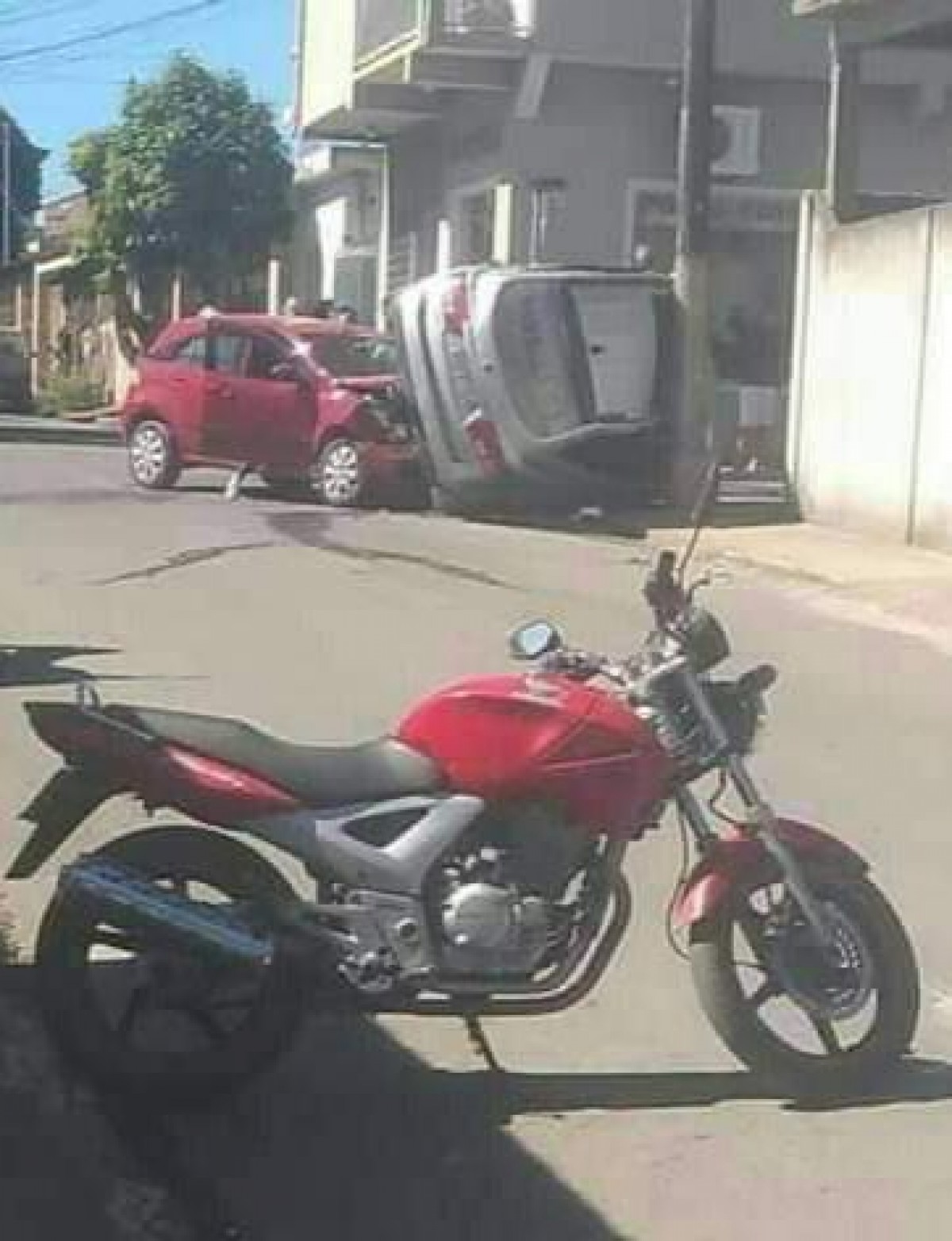 Acidente no bairro Calcita deixa uma pessoa ferida
