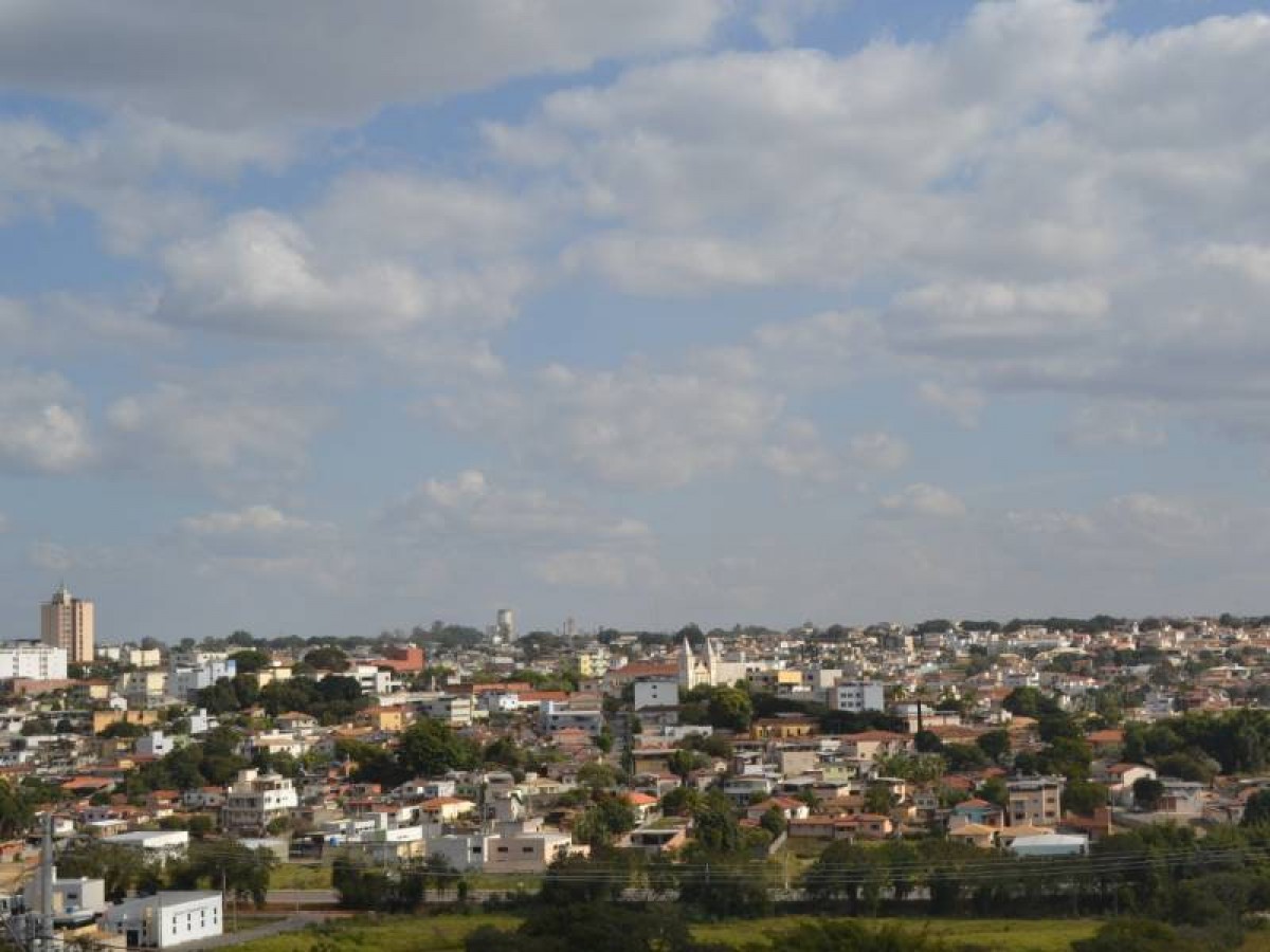 SERVIÇOS PÚBLICOS: CONFIRA O QUE ABRE E FECHA NO FERIADO DE ANIVERSÁRIO DA CIDADE