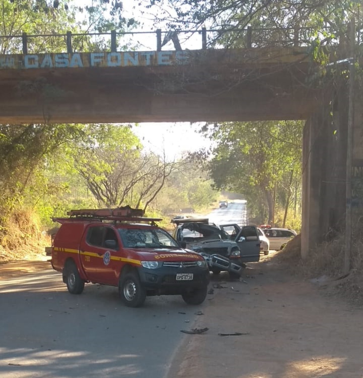 Em Arcos – Duas pessoas ficam levemente feridas em acidente na MG 170