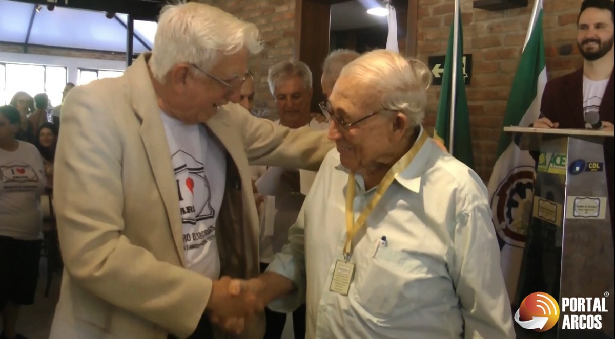 Portal Arcos rende homenagem ao saudoso José Resende