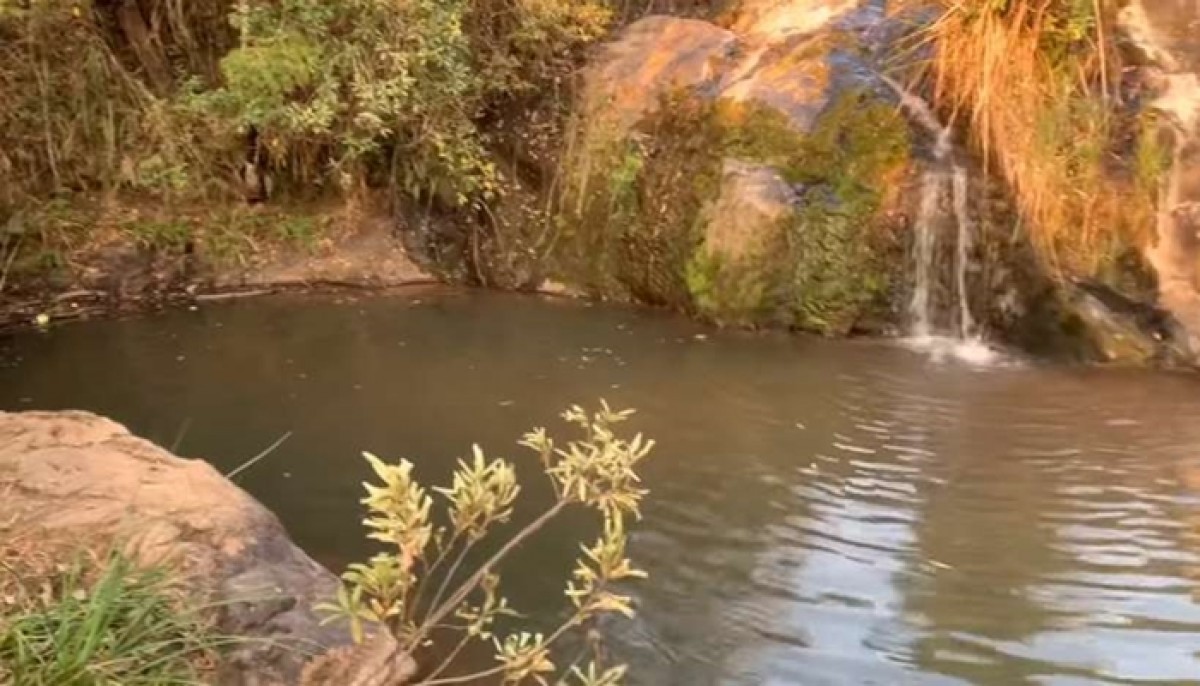 Namorados morrem afogados em cachoeira em Poços de Caldas