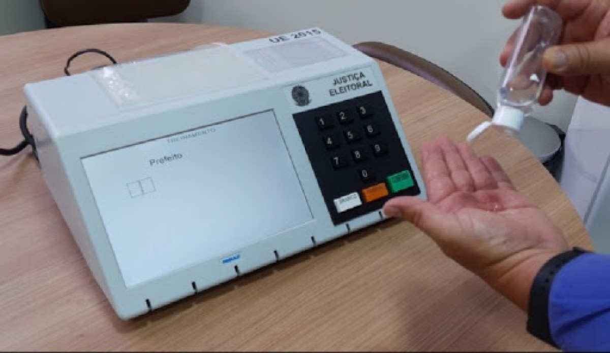 TRE-MG divulga cartilha com recomendações sanitárias para eleições