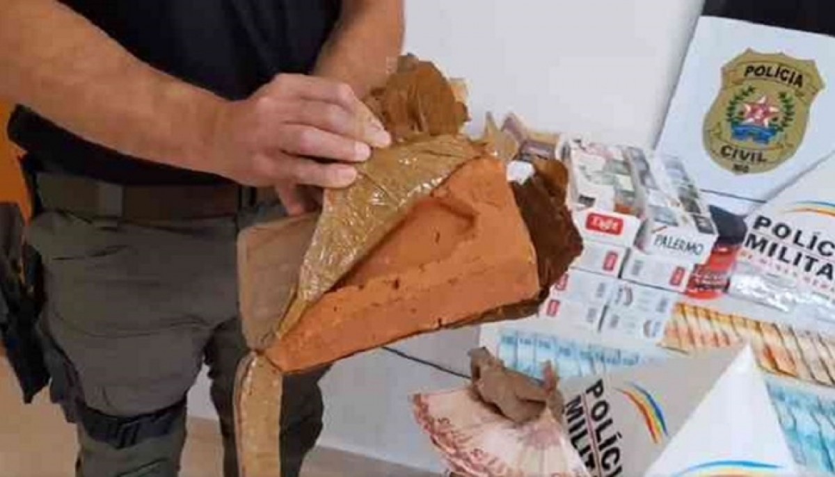 Homem compra tijolo comum achando que era maconha no interior de Minas