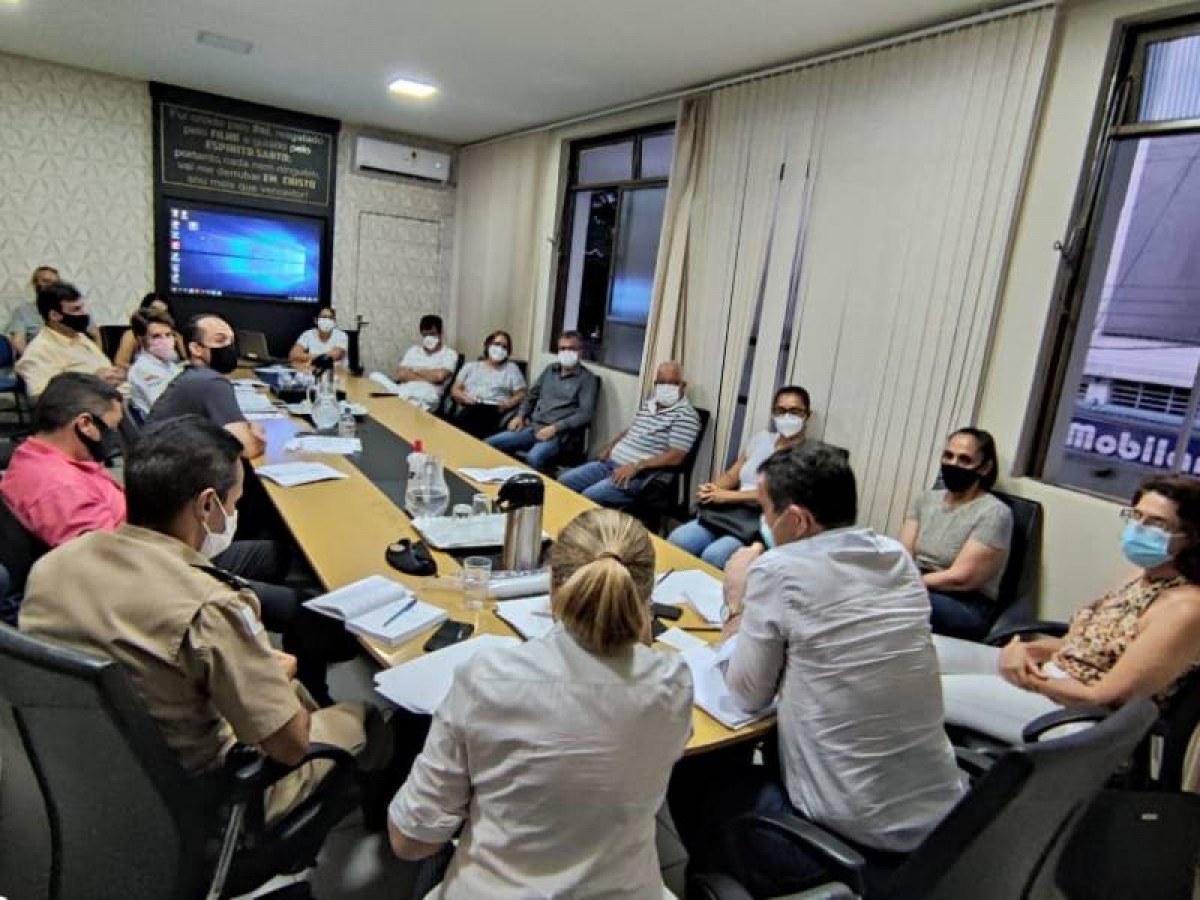 ARCOS PROGRIDE PARA A 'ONDA AMARELA' COM RESTRIÇÕES APROVADAS PELO COMITÊ MUNICIPAL