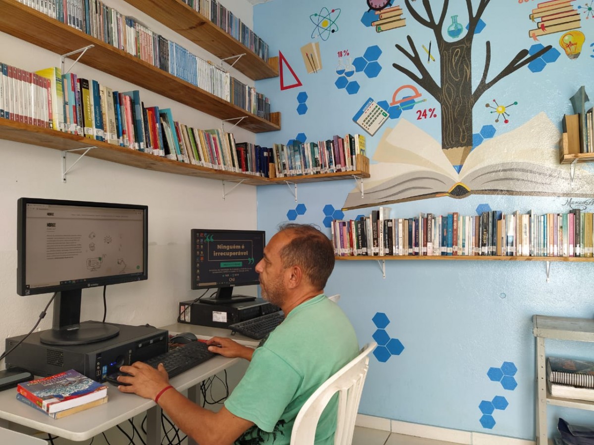 Recuperando da APAC/Arcos ganha bolsa de estudo para pós graduação na USP