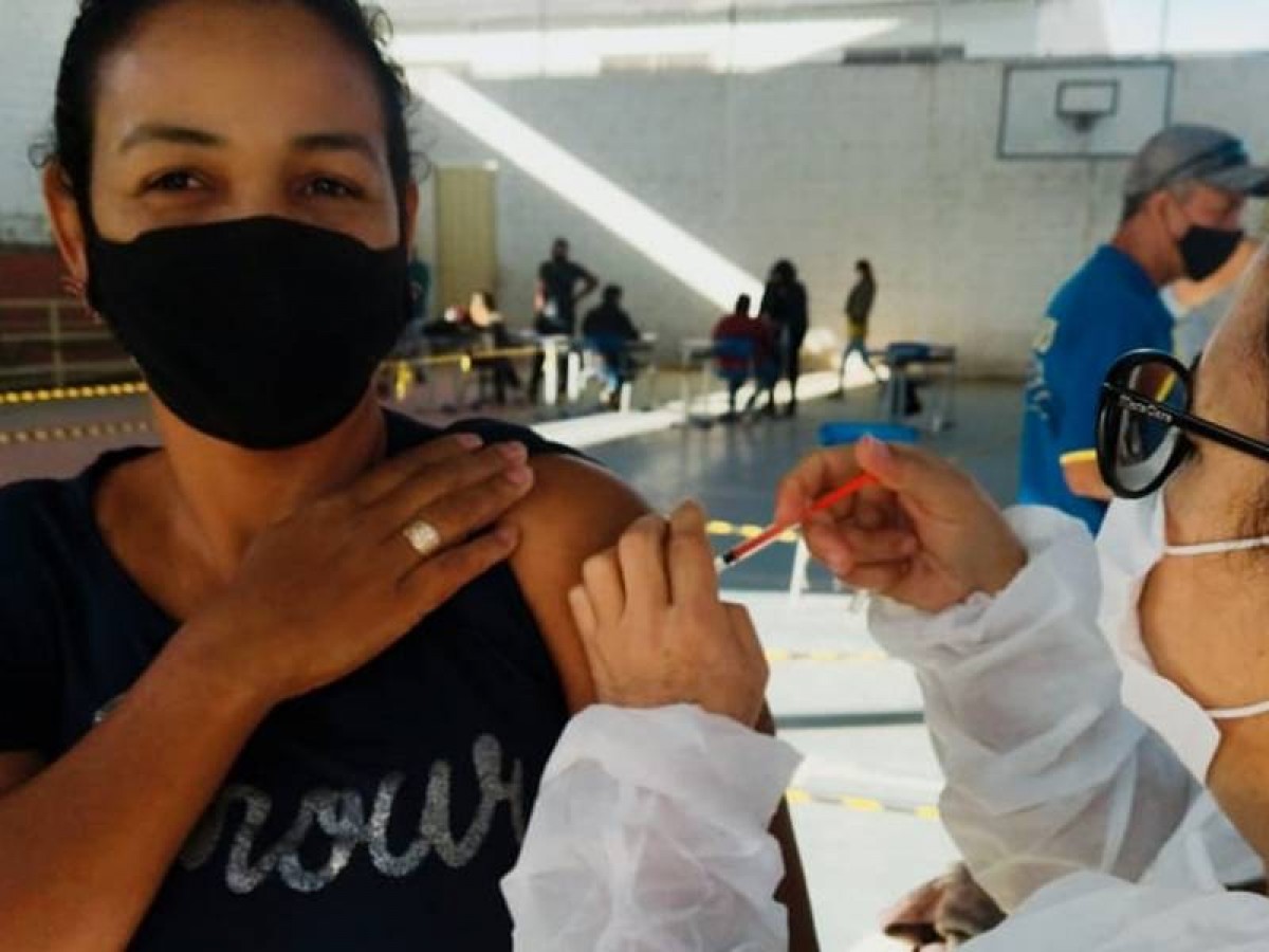Covid-19: Na sexta-feira (23/07) tem vacinação de 2ª dose da CoronaVac para quem completa 28 dias após a 1ª imunização