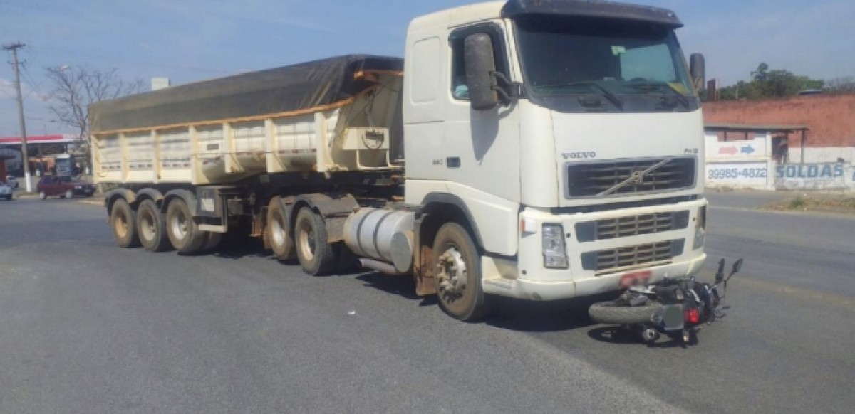 Motociclista natural de Formiga se envolve em acidente na BR-354