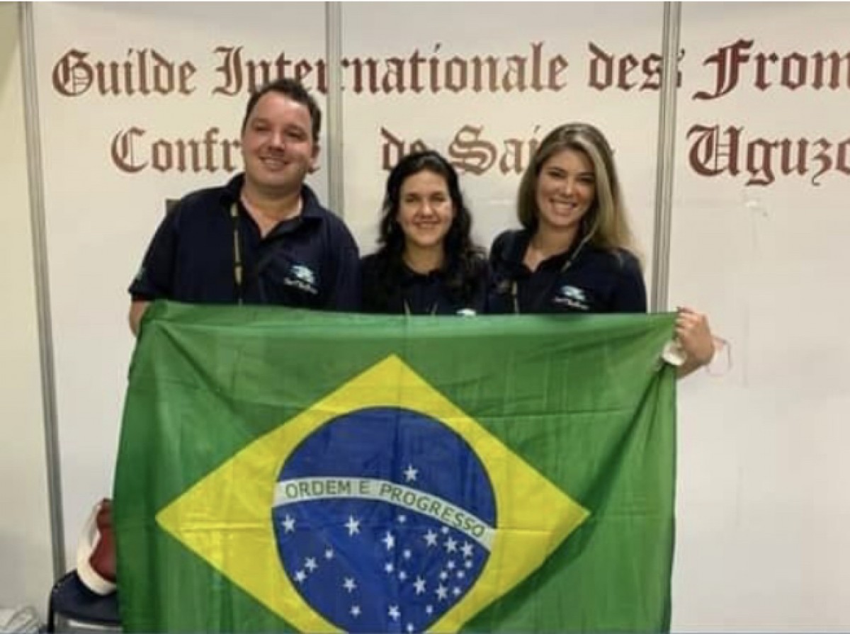 Produtores de queijo Canastra são premiados em concurso internacional na França