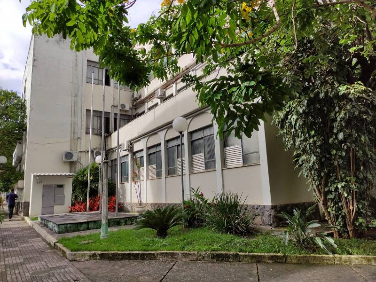 Acompanhe o que abre e o que fecha nos dias 11 e 12 de outubro