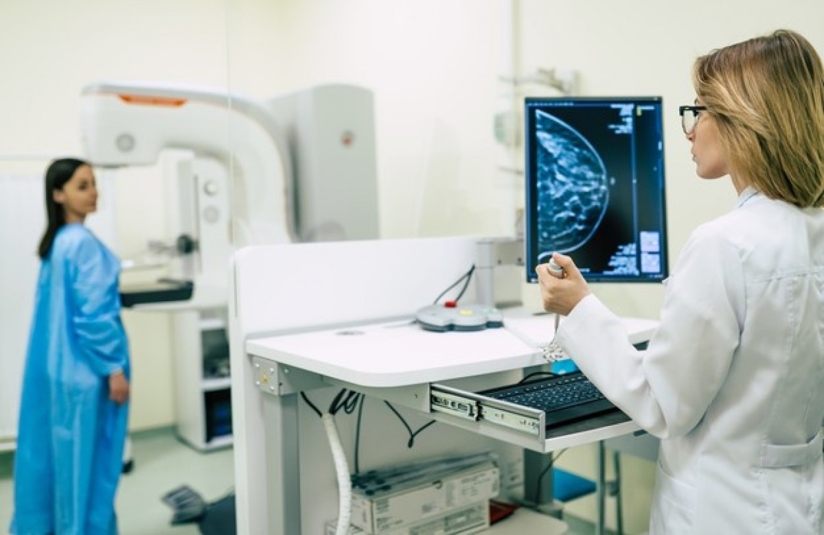 Mamografia preventiva: qual a idade indicada para fazer o exame?