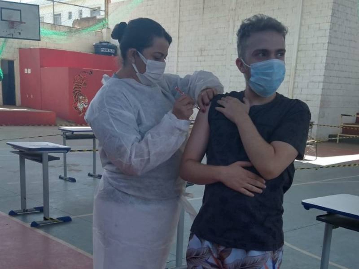 Covid-19: na quarta (03) tem 2ª dose da Pfizer para pessoas de 20 anos que vacinaram até 26 de agosto
