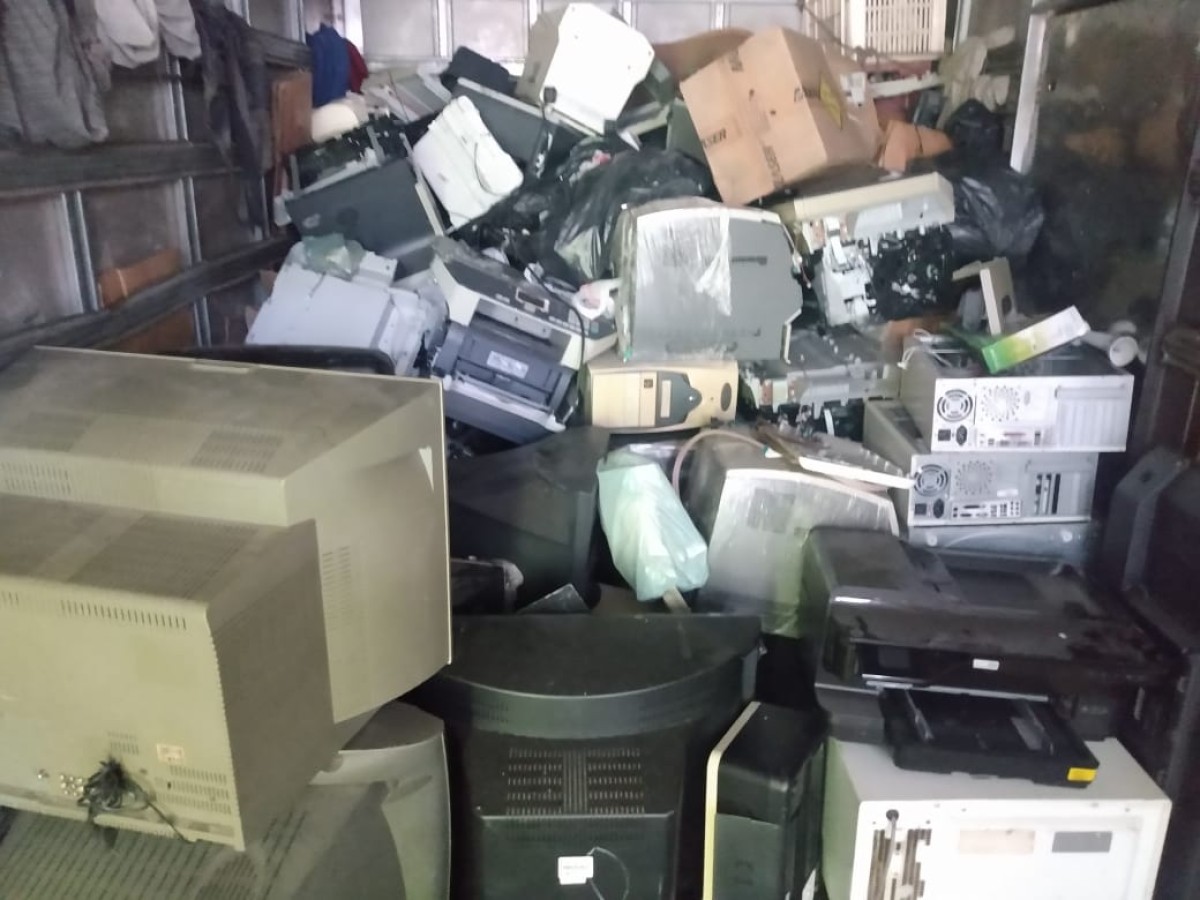 5ª CAMPANHA ACE CDL ARCOS DE COLETA E RECICLAGEM DIGITAL RECOLHE MAIS TRÊS TONELADAS DE LIXO ELETRÔNICO