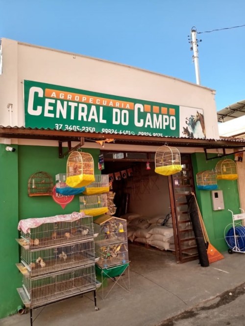 Procura uma agropecuária que tem tudo o que você precisa para o trabalho no campo?