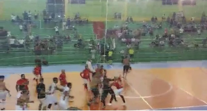 Final de campeonato municipal é marcado por briga generalizada de atletas e torcedores em Arcos