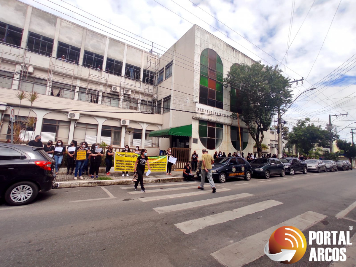 Nova reunião: Prefeito de Arcos sinaliza uma possível negociação com os Professores?