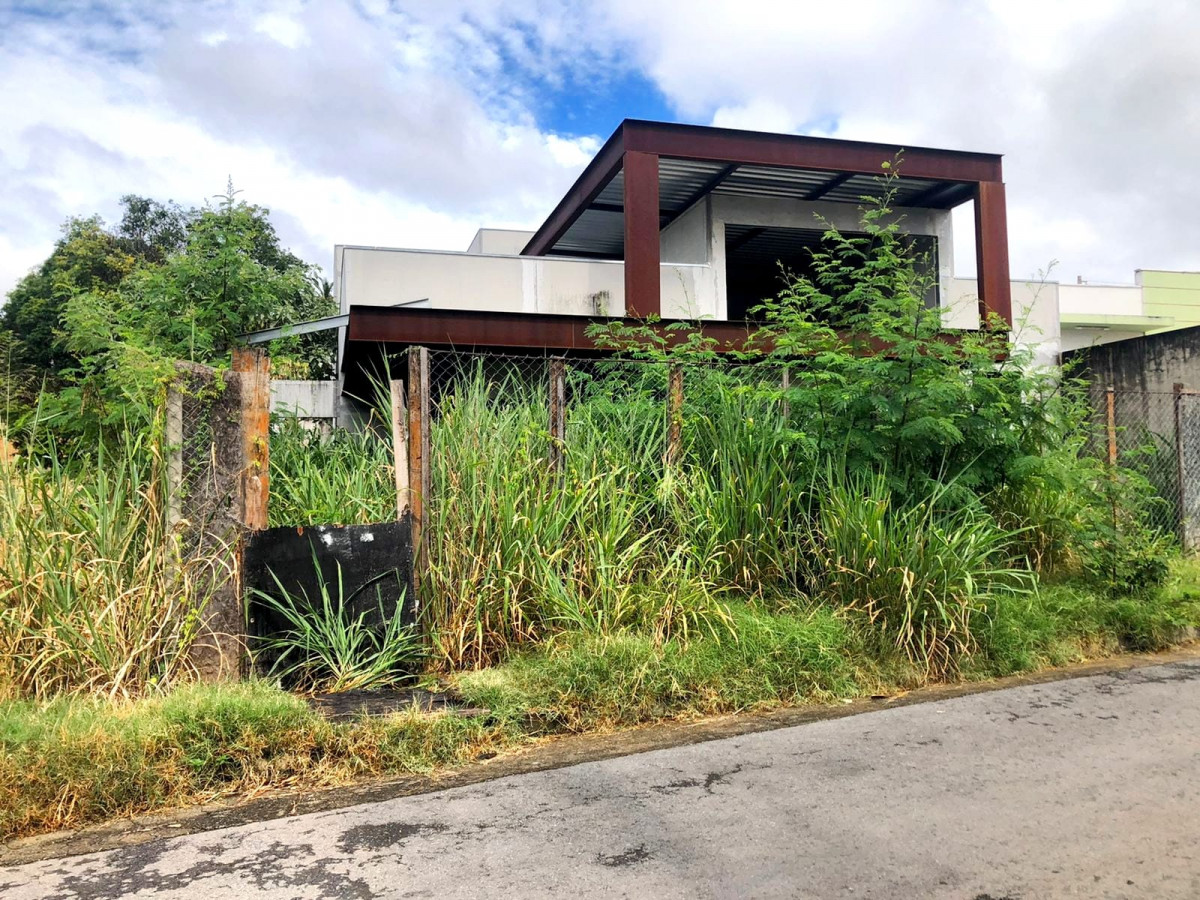 Vereador João Paulo fala sobre construção do PSF Central que está abandonada