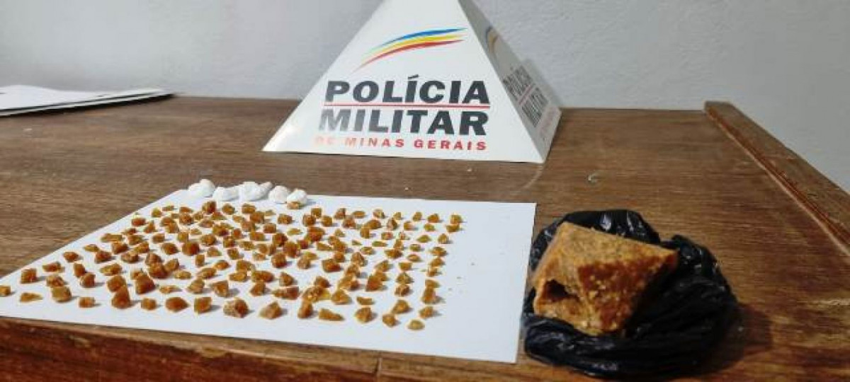 DOIS SÃO PRESOS POR TRÁFICO DE DROGAS NA ESTRADA VICINAL DE ACESSO A ETE EM ARCOS