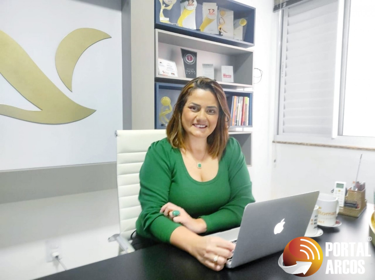 Dia da Voz: Dra. Cristiane Romano fala sobre os cuidados com o mais importante instrumento de comunicação