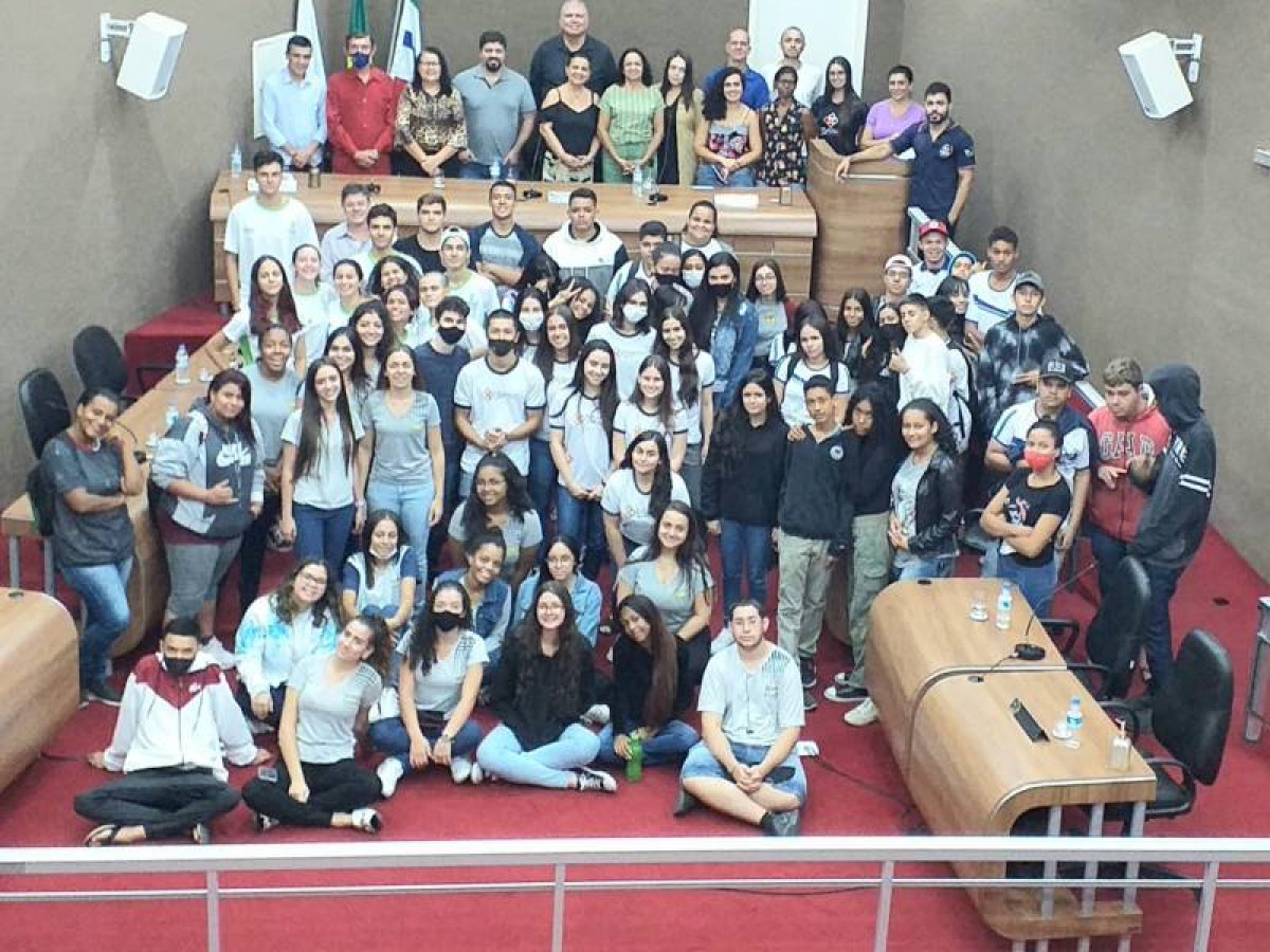 Escola do legislativo realiza cerimônia de abertura do PJ Arcos