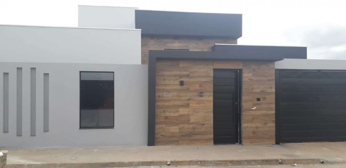 Oportunidade - Casa à venda em Arcos no Bairro Pinheiros
