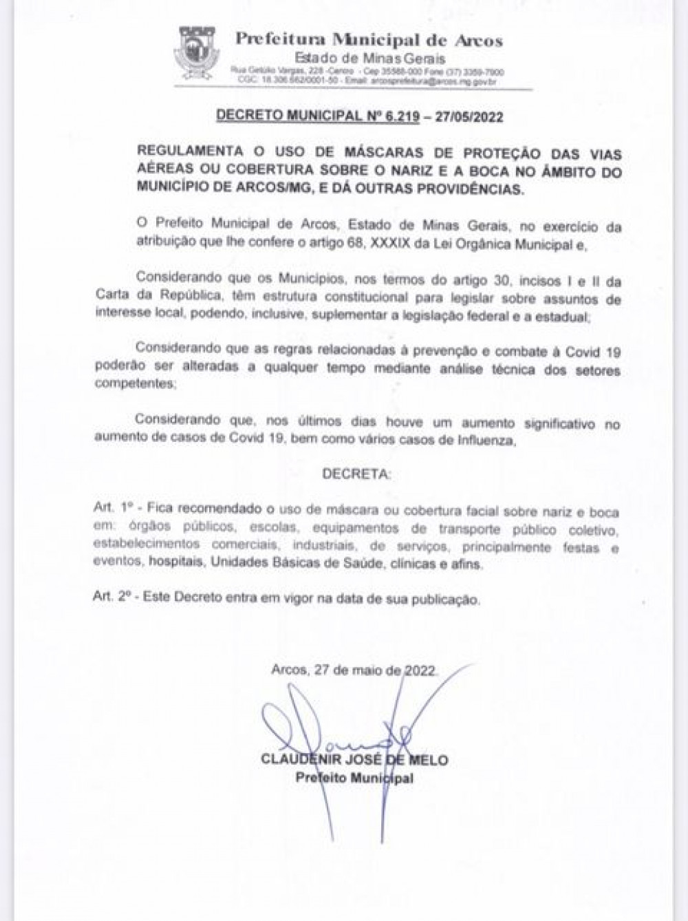 Governo Municipal de Arcos recomenda a volta do uso de máscara