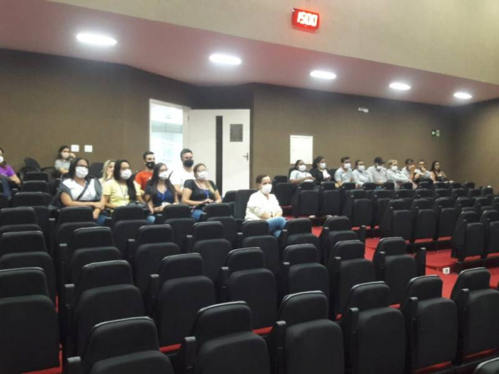 Câmara aprova Projeto para fixação do piso salarial de R$ 2.424 para Agente Comunitário de Saúde e Agente de Combate às Endemias