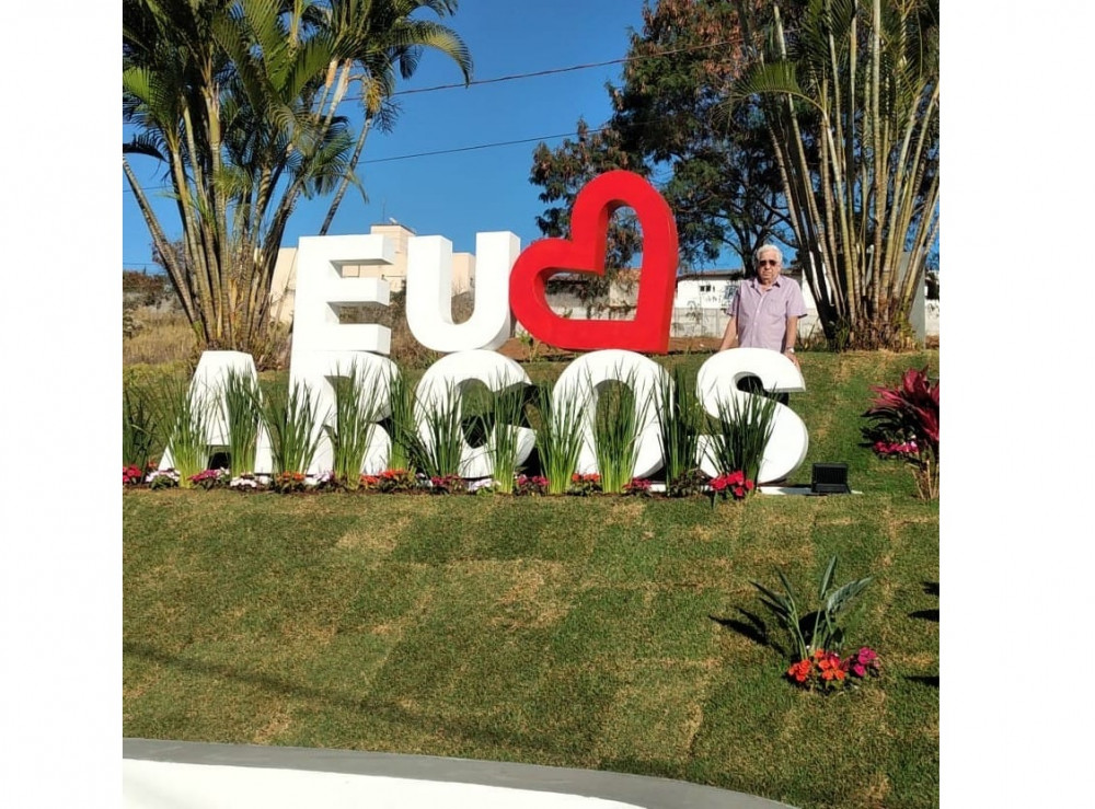 Praça em homenagem aos ‘Arcoenses Ausentes’ é concluída