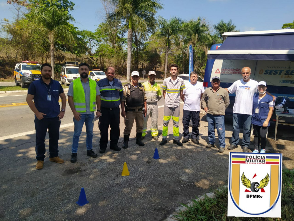 Polícia Militar Rodoviária realiza Blitz de Trânsito Educativa  em Carmo do Cajuru